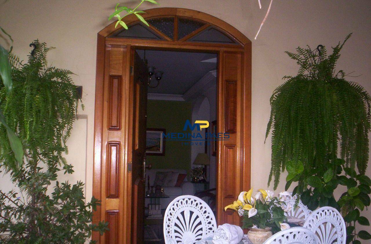 Casa, 4 quartos - Foto 2