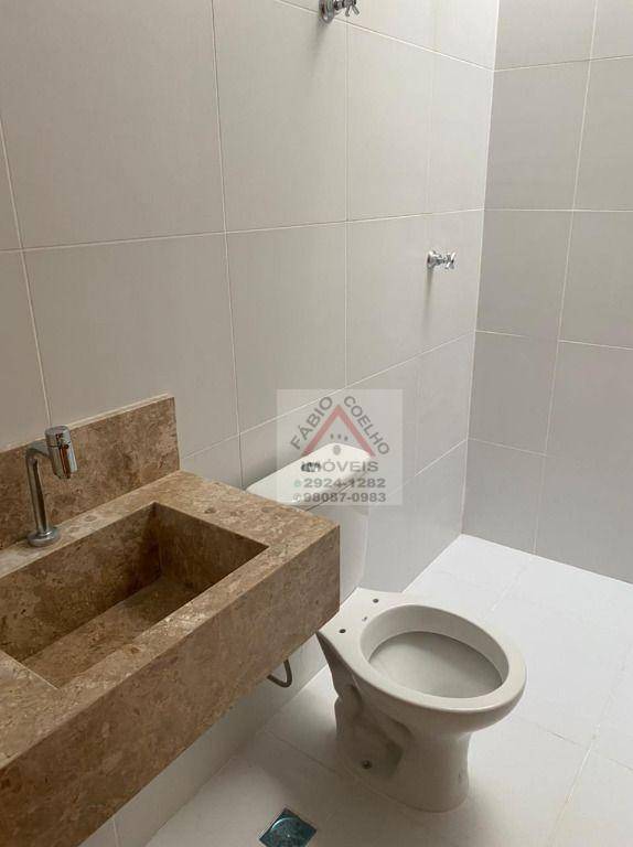 Sobrado à venda com 3 quartos, 120m² - Foto 1