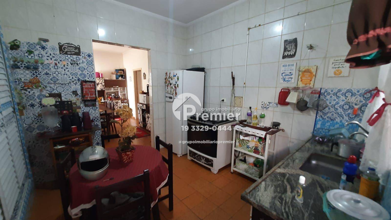 Casa à venda com 5 quartos, 214m² - Foto 13