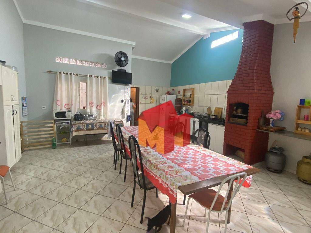 Casa à venda com 3 quartos, 240m² - Foto 14