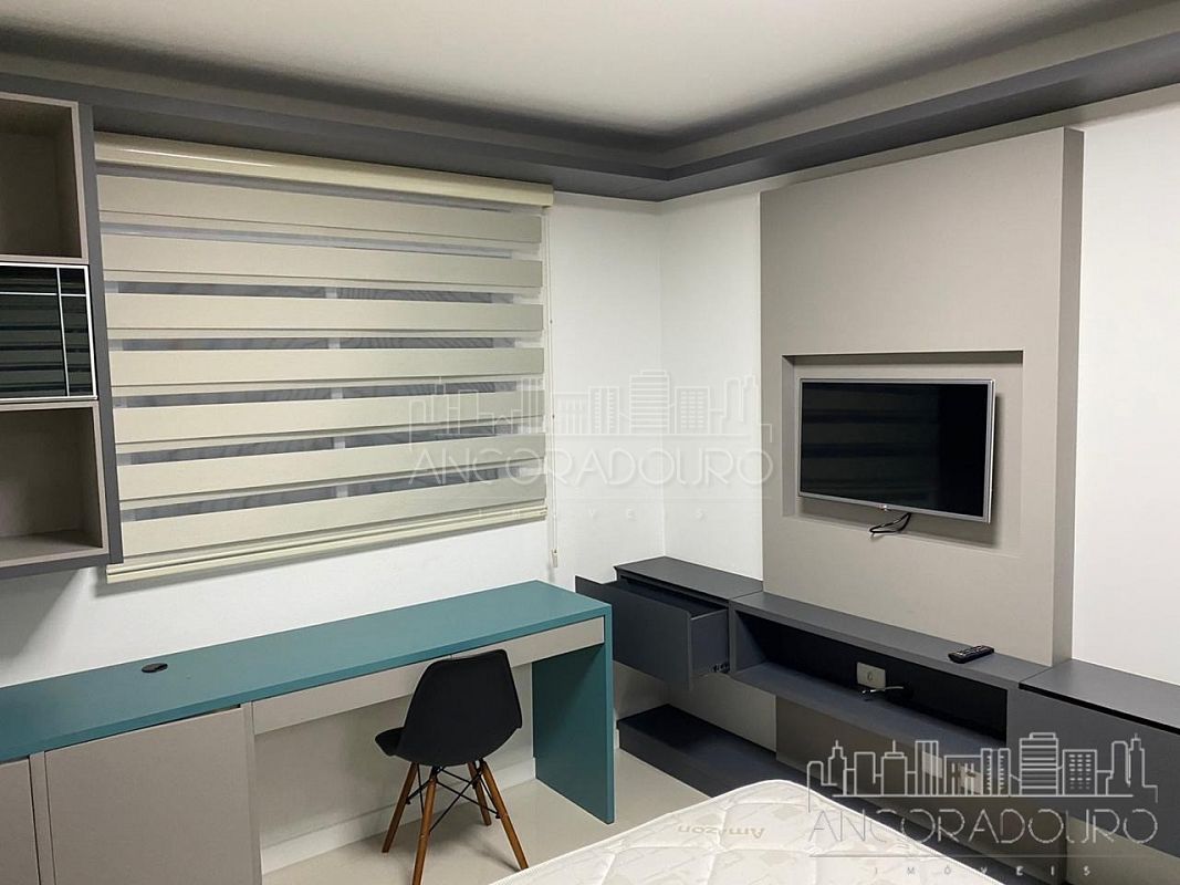 Apartamento à venda com 4 quartos, 150m² - Foto 14