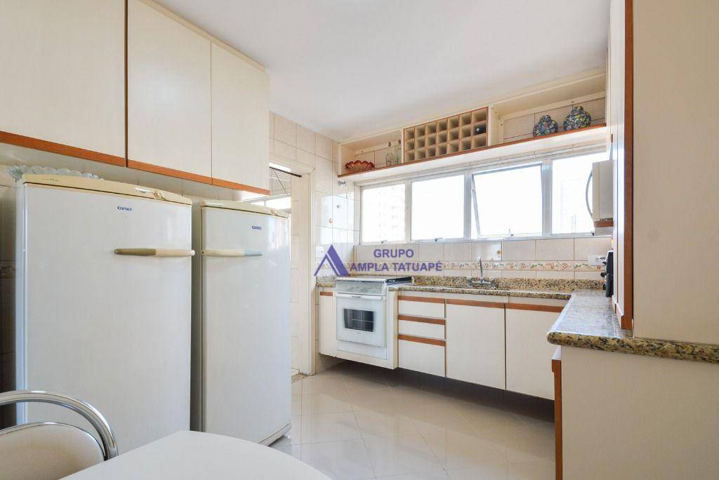 Apartamento à venda com 3 quartos, 110m² - Foto 11