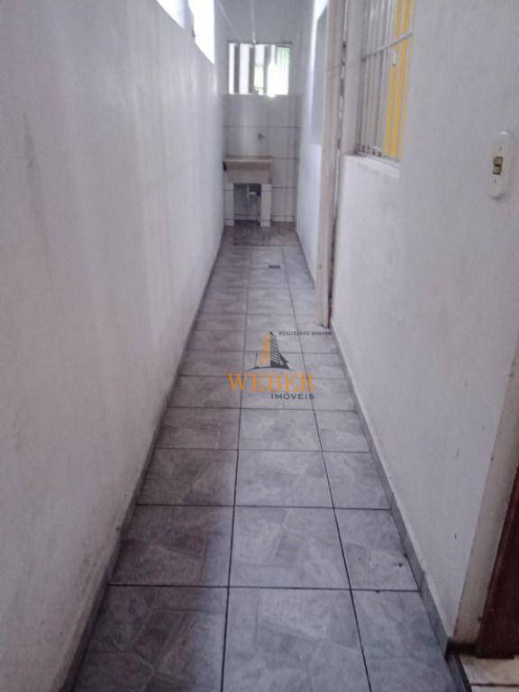 Sobrado à venda com 4 quartos, 200m² - Foto 30