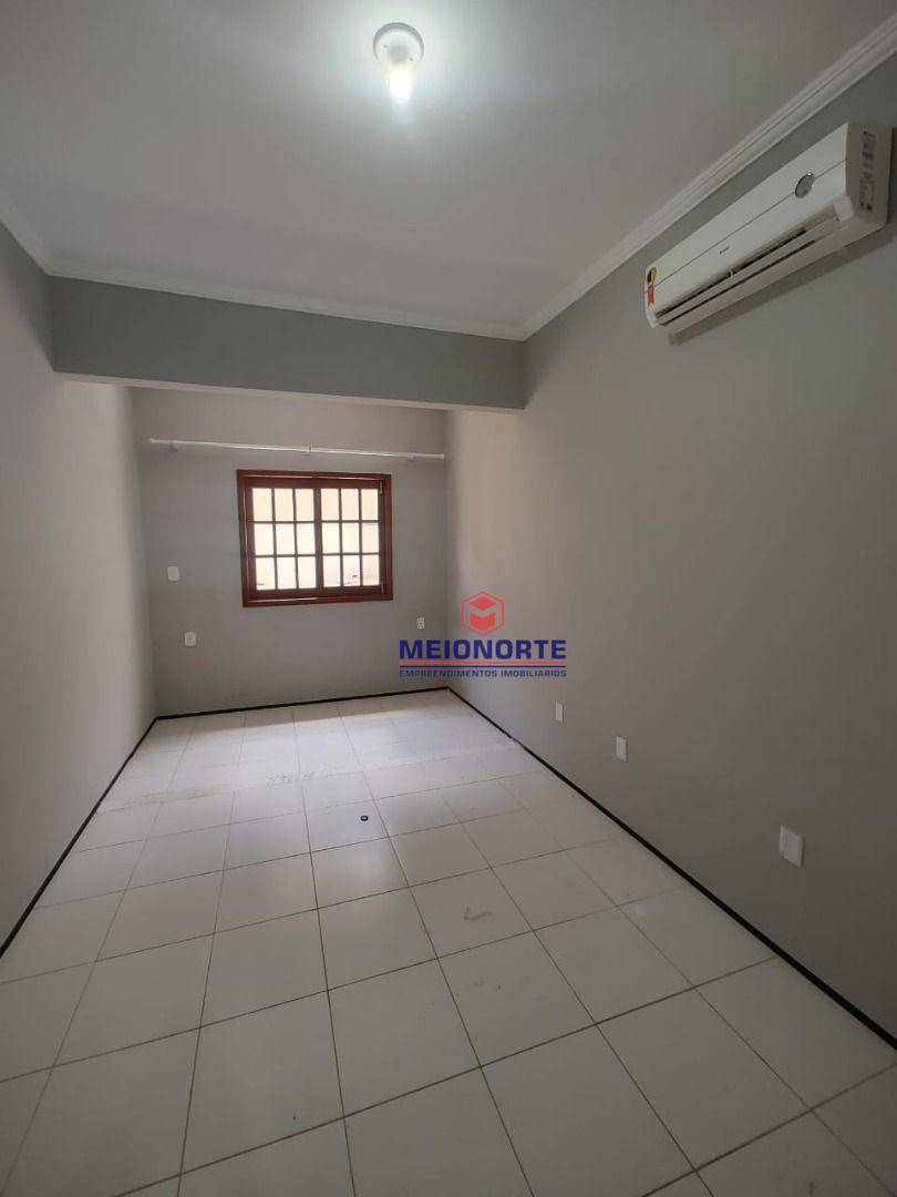 Casa de Condomínio à venda com 3 quartos, 250m² - Foto 28