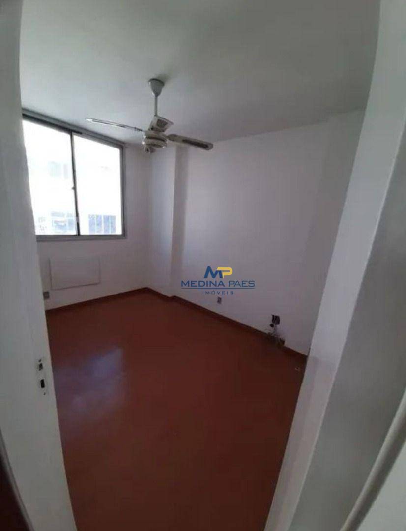 Apartamento à venda com 2 quartos, 68m² - Foto 8