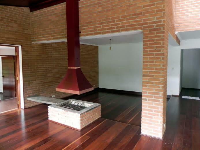 Casa de Condomínio à venda com 4 quartos, 580m² - Foto 7