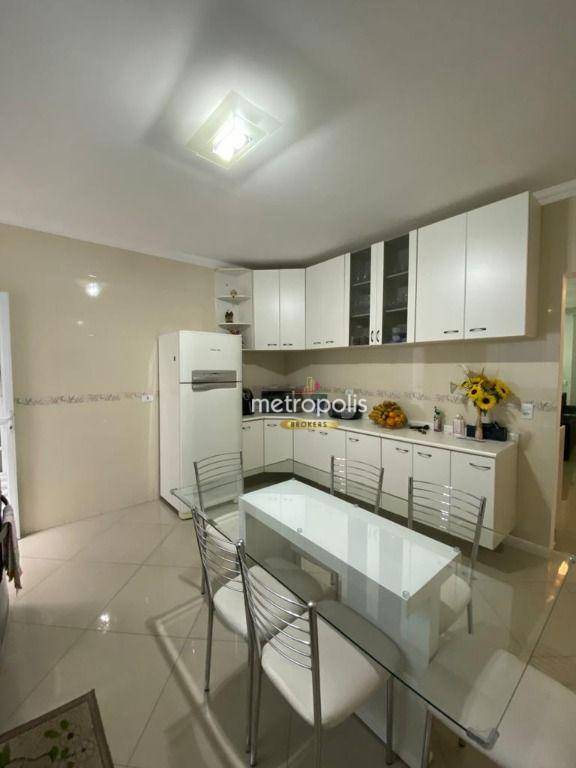 Sobrado à venda com 3 quartos, 248m² - Foto 9