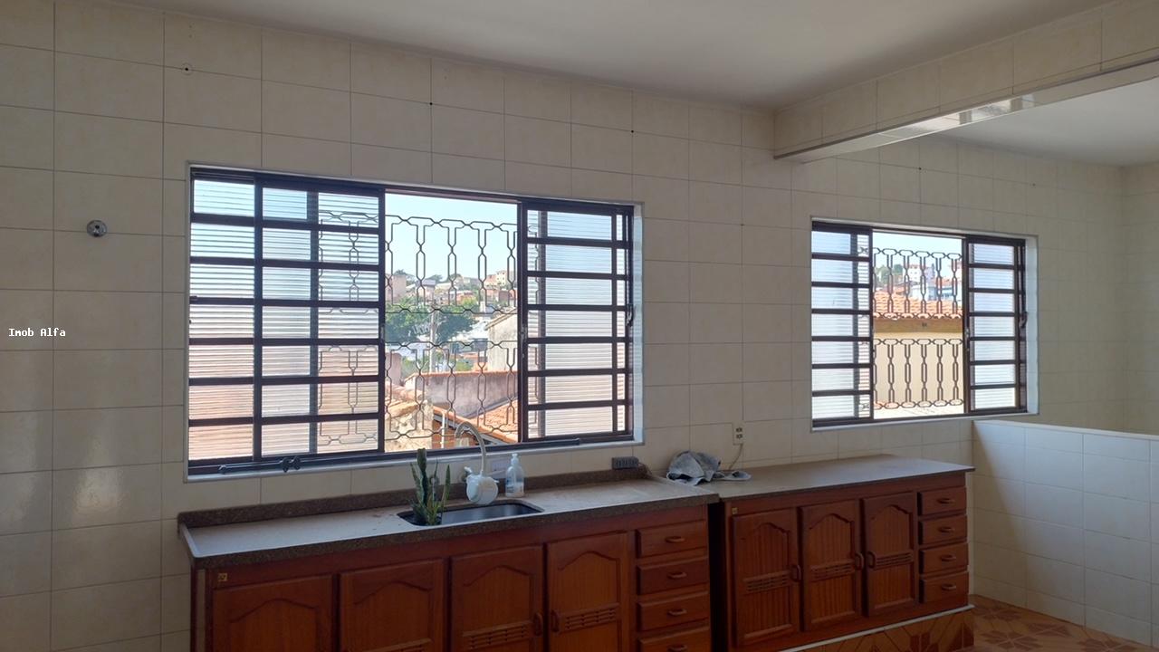 Casa à venda com 4 quartos, 250m² - Foto 61