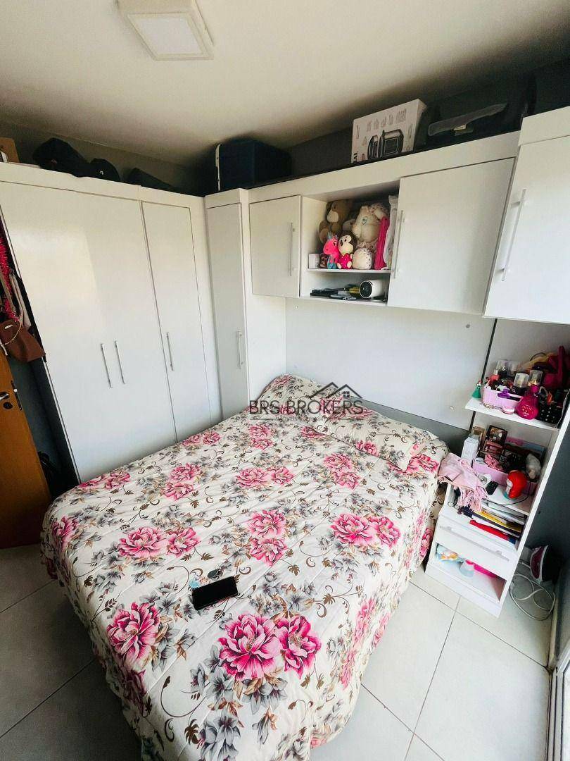 Apartamento à venda com 2 quartos, 60m² - Foto 35