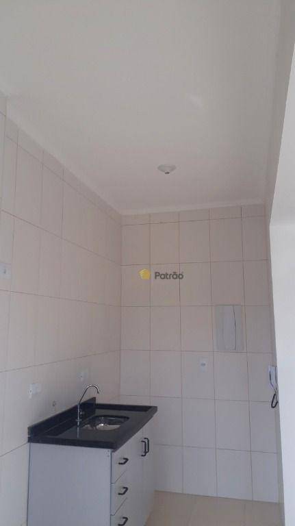 Apartamento à venda e aluguel com 2 quartos, 49m² - Foto 3