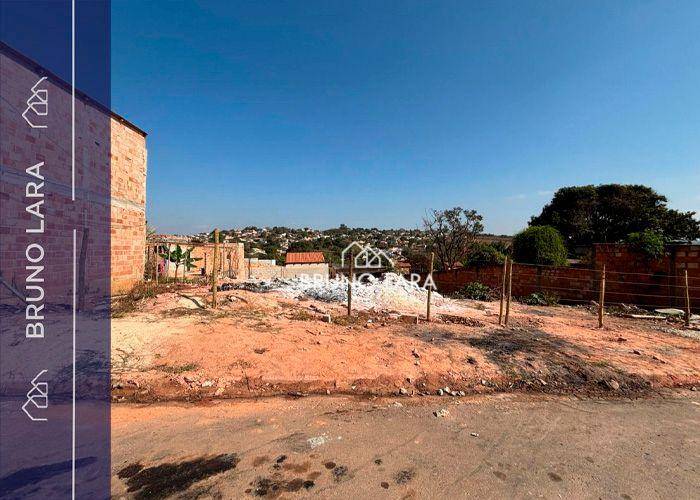 Terreno, 300 m² - Foto 1