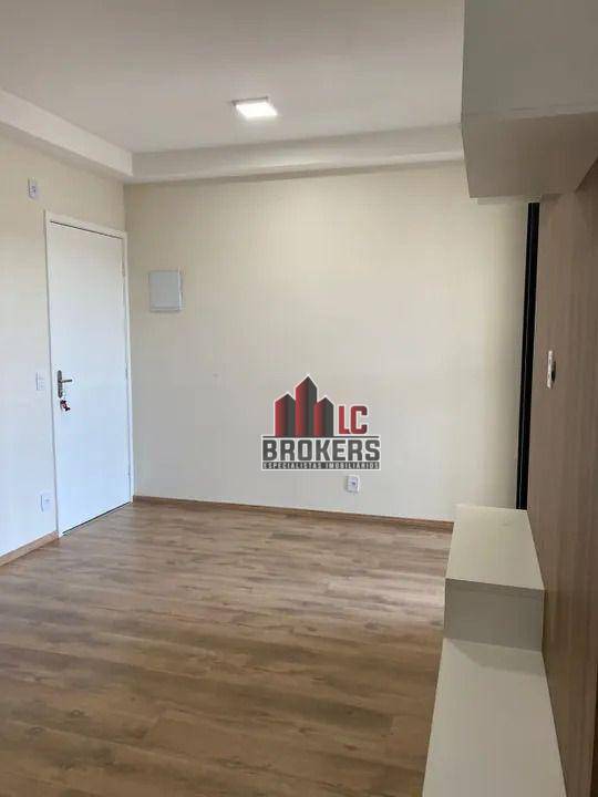 Apartamento para alugar com 2 quartos, 45m² - Foto 4