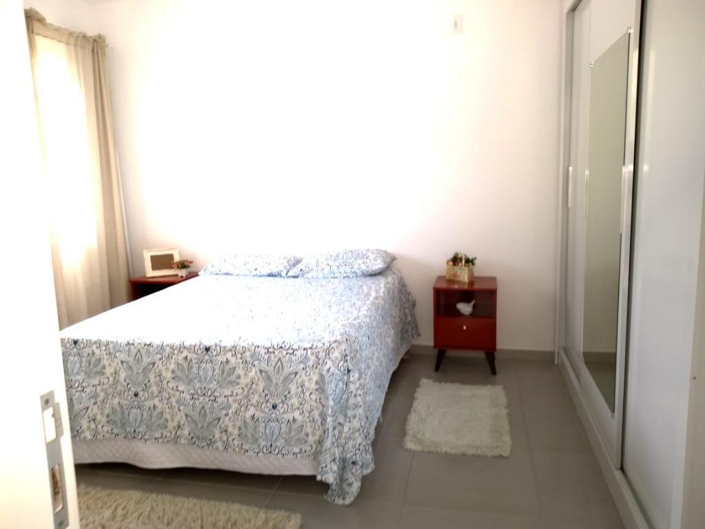 Casa à venda com 2 quartos, 63m² - Foto 4