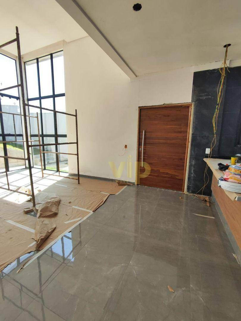 Casa à venda com 3 quartos, 170m² - Foto 2