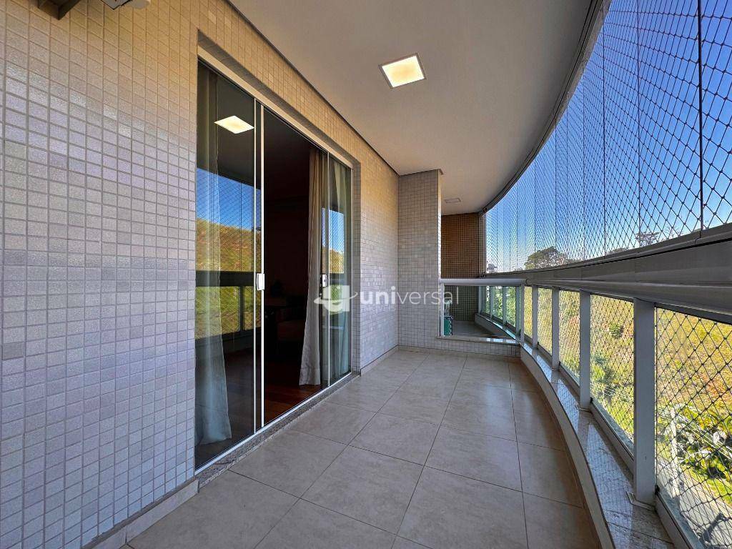 Apartamento à venda com 4 quartos, 208m² - Foto 13