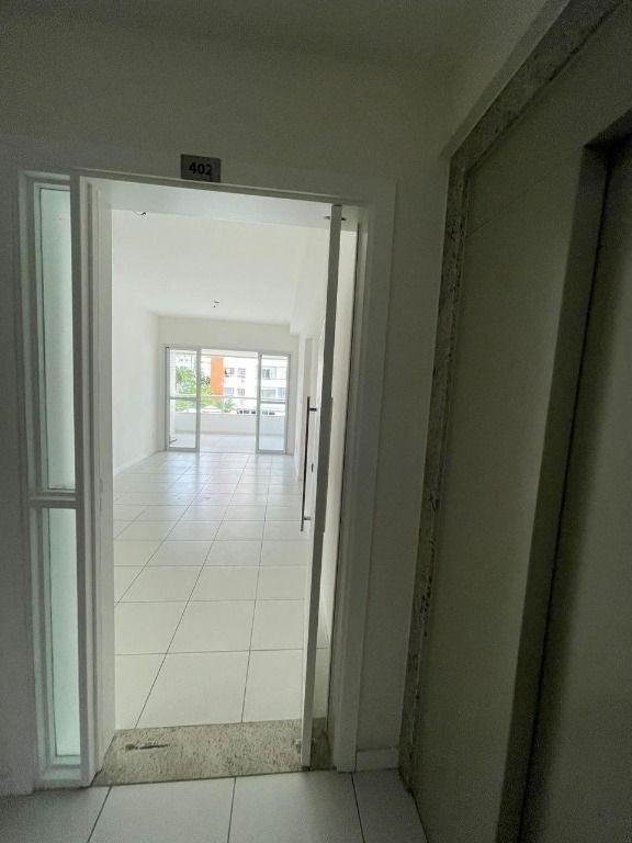 Apartamento à venda com 3 quartos, 93m² - Foto 5