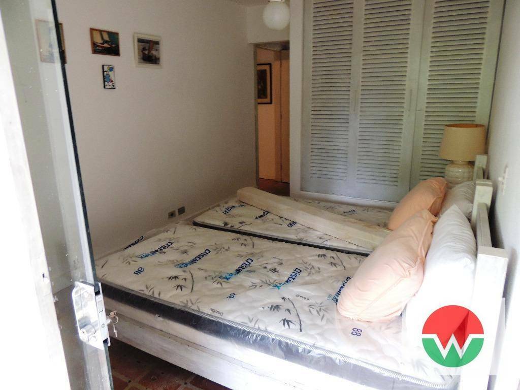 Casa à venda com 4 quartos, 300m² - Foto 9