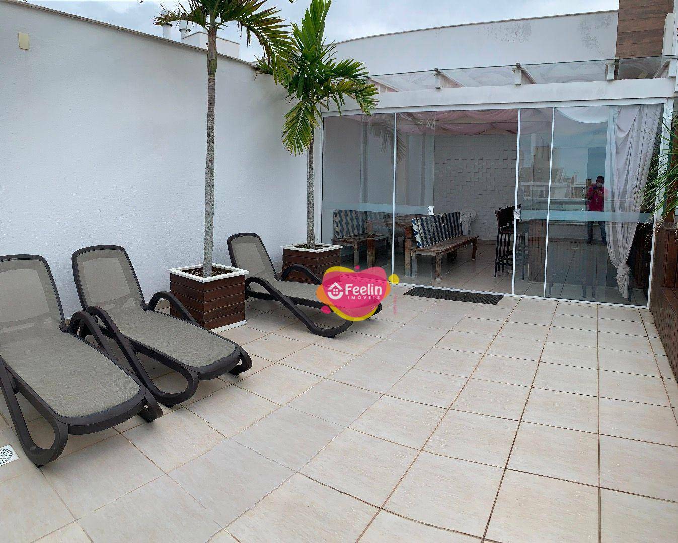 Apartamento à venda com 3 quartos, 122m² - Foto 19