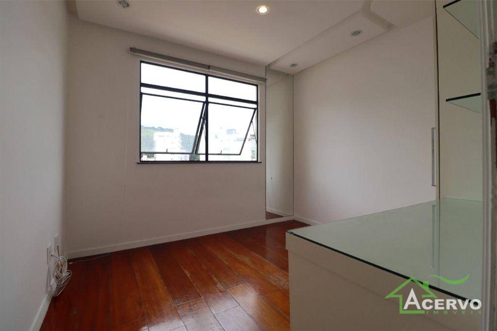 Apartamento à venda com 2 quartos, 97m² - Foto 5