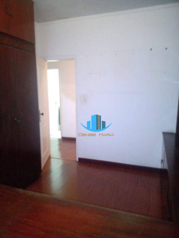 Apartamento à venda com 3 quartos, 140m² - Foto 25