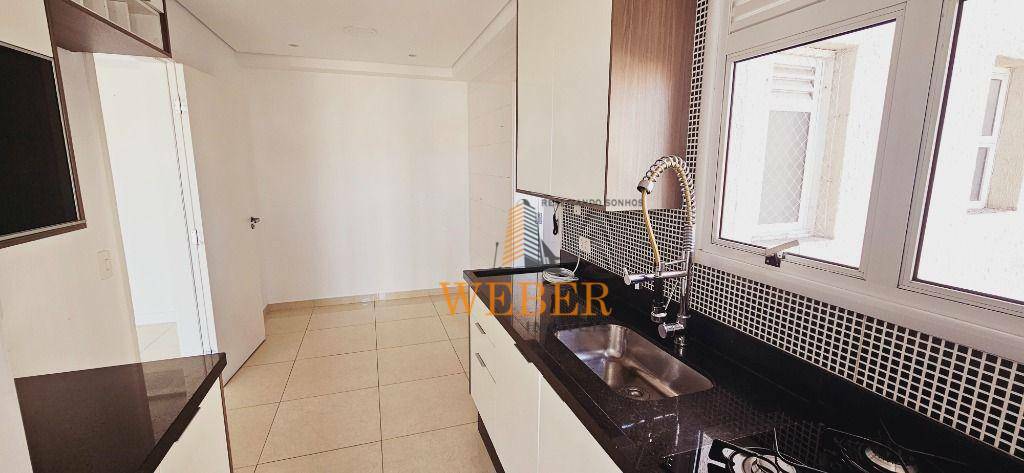 Apartamento à venda com 3 quartos, 108m² - Foto 7