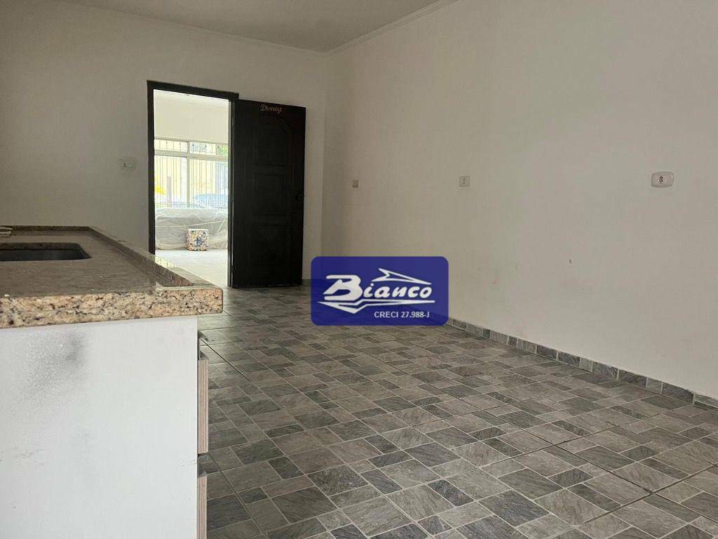 Casa à venda com 3 quartos, 142m² - Foto 9