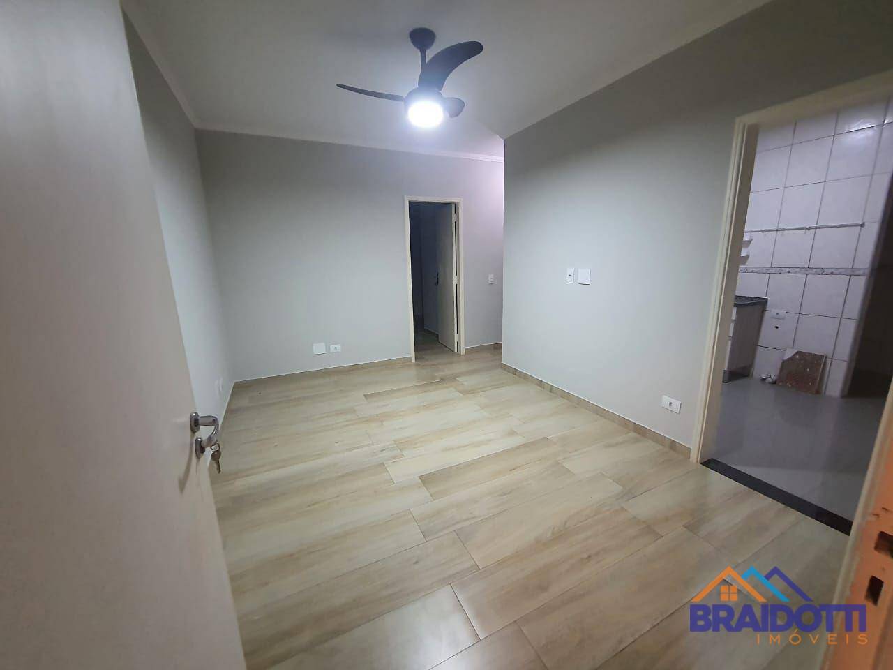 Apartamento à venda com 2 quartos, 50m² - Foto 1