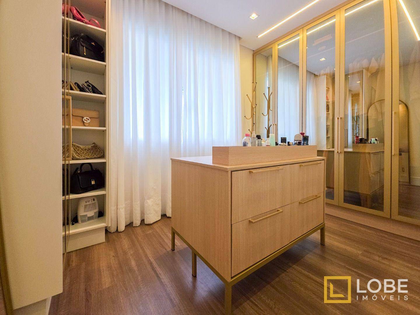 Casa à venda com 3 quartos, 330m² - Foto 15