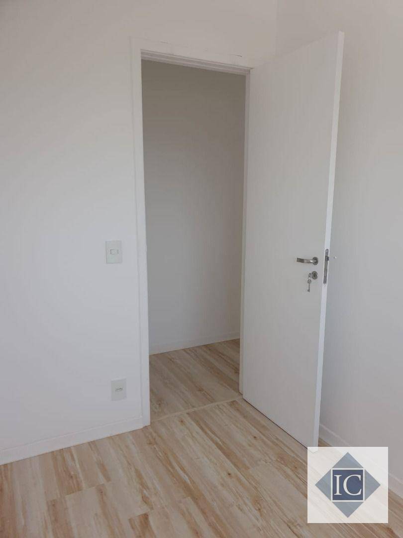 Apartamento à venda com 2 quartos, 65m² - Foto 10