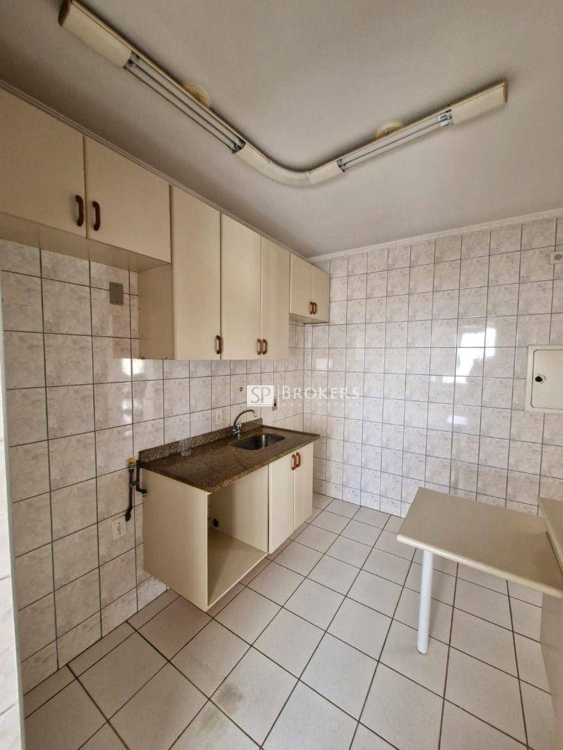 Apartamento à venda com 3 quartos, 75m² - Foto 16