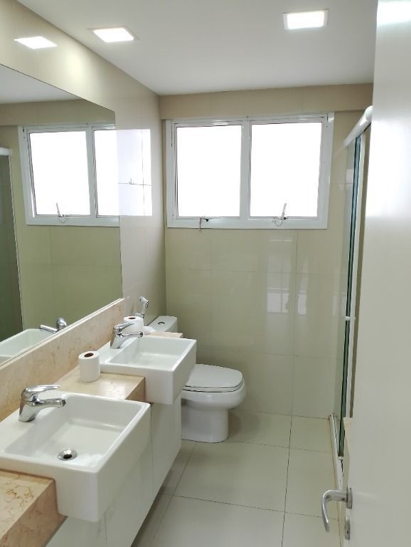 Apartamento à venda com 4 quartos, 225m² - Foto 8