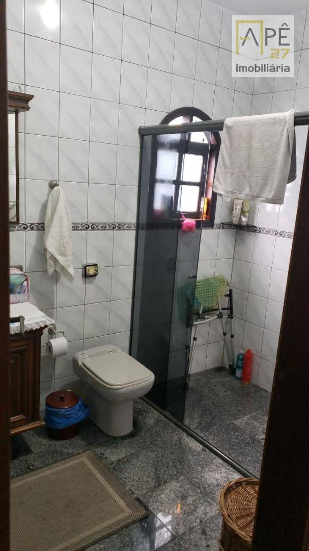 Sobrado à venda com 4 quartos, 350M2 - Foto 12