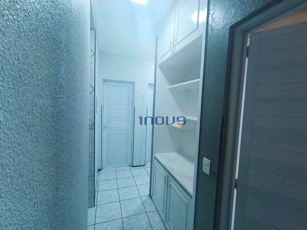 Apartamento para alugar com 3 quartos, 116m² - Foto 8