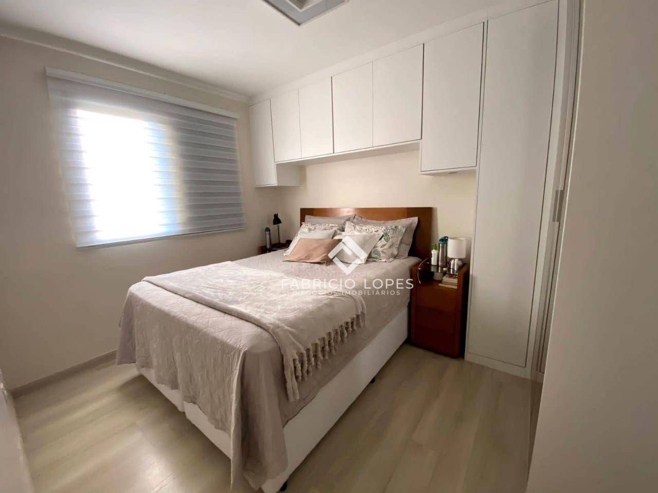 Apartamento à venda com 2 quartos, 70m² - Foto 10