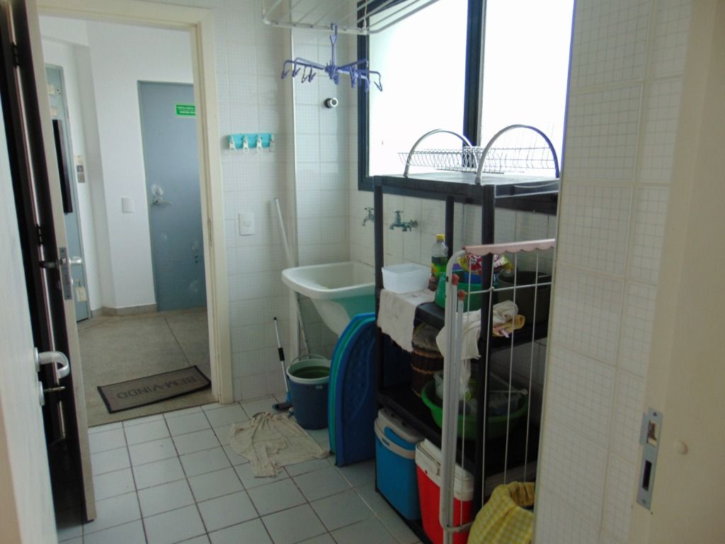 Apartamento à venda e aluguel com 3 quartos, 140m² - Foto 15