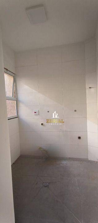 Apartamento para alugar com 2 quartos, 110m² - Foto 9