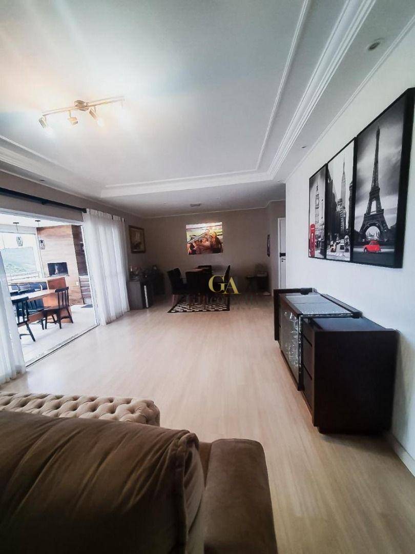 Apartamento à venda com 3 quartos, 158m² - Foto 6