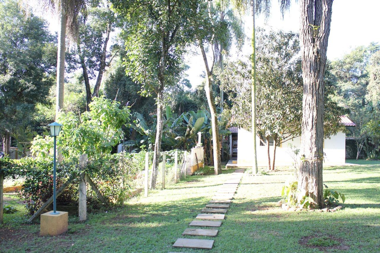 Fazenda à venda com 5 quartos, 600m² - Foto 4