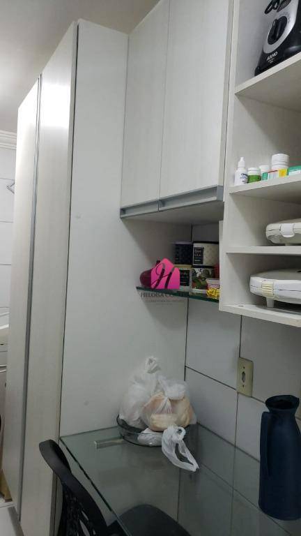 Apartamento à venda com 2 quartos, 55m² - Foto 9