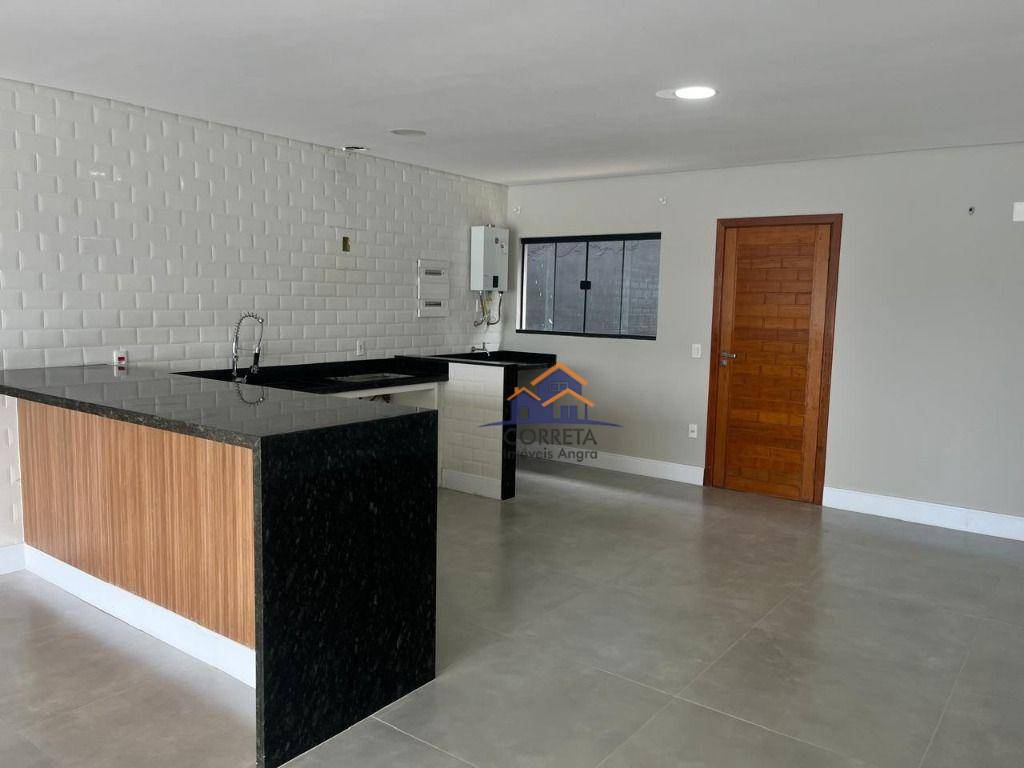 Casa à venda com 4 quartos, 240m² - Foto 14