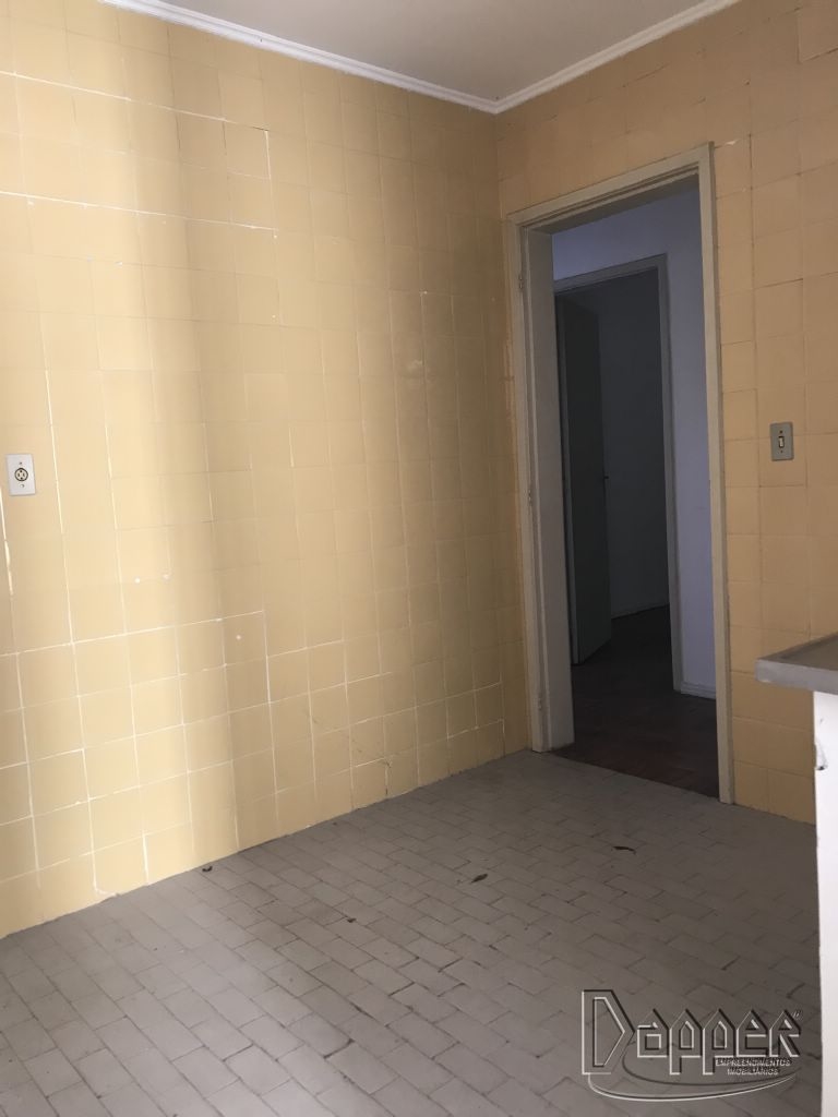 Casa à venda com 2 quartos, 71m² - Foto 5