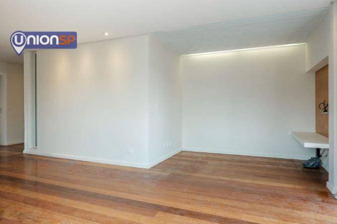 Apartamento à venda com 3 quartos, 159m² - Foto 4