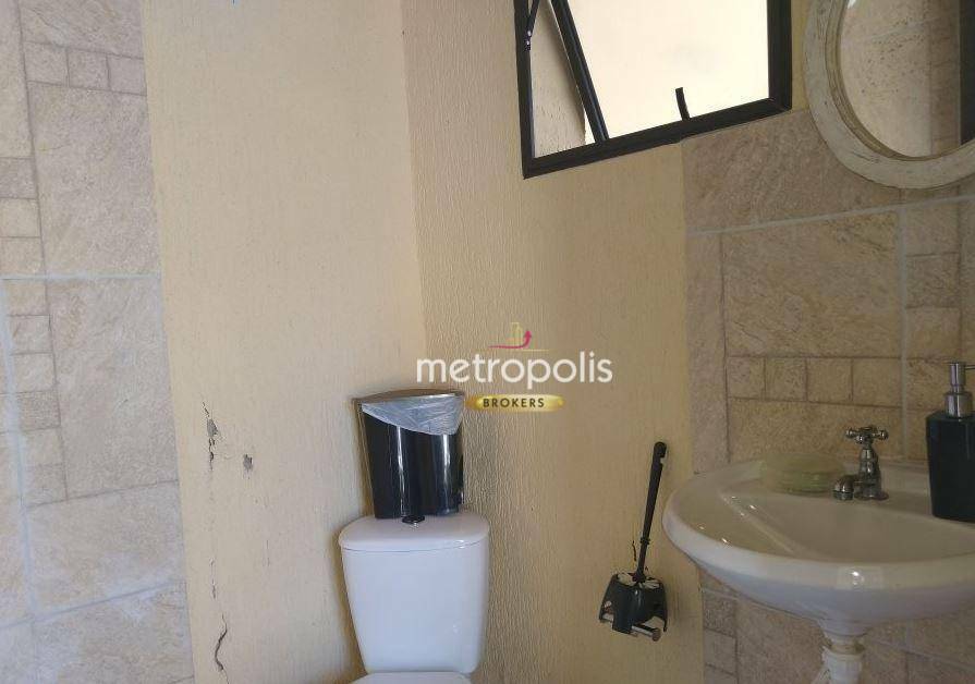 Sobrado à venda com 3 quartos, 225m² - Foto 11