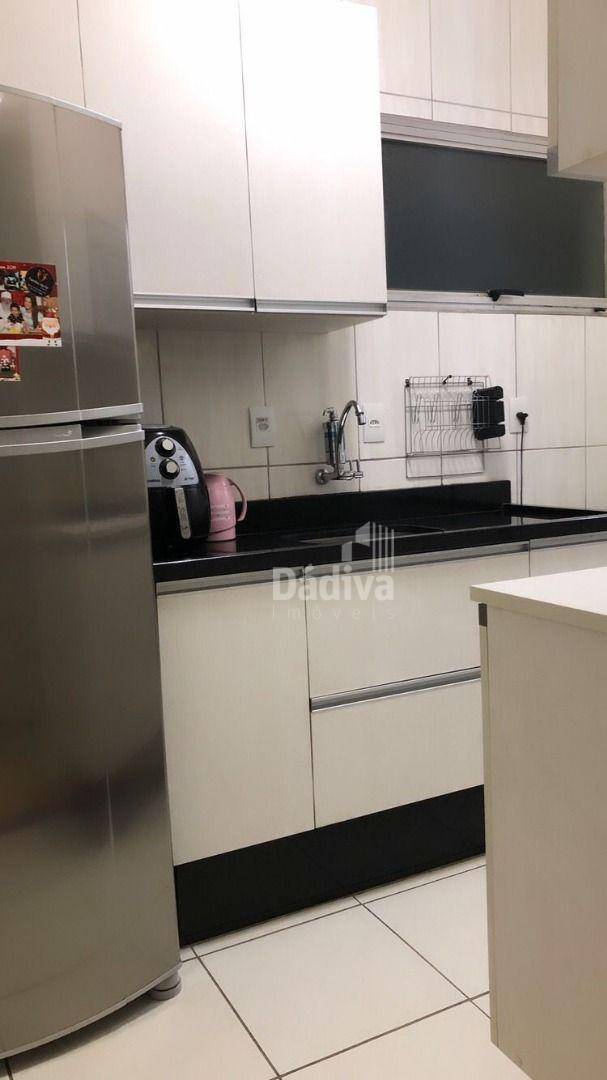 Apartamento à venda com 2 quartos, 67m² - Foto 3