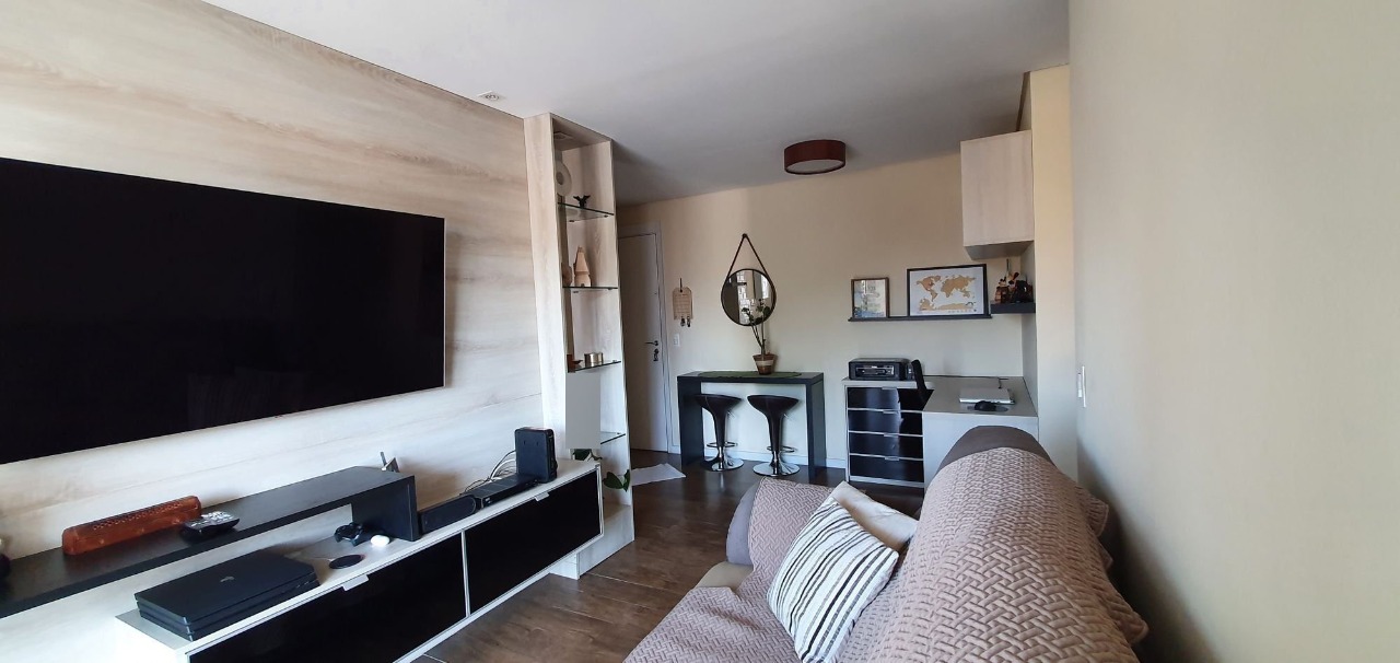 Apartamento à venda com 2 quartos, 68m² - Foto 1