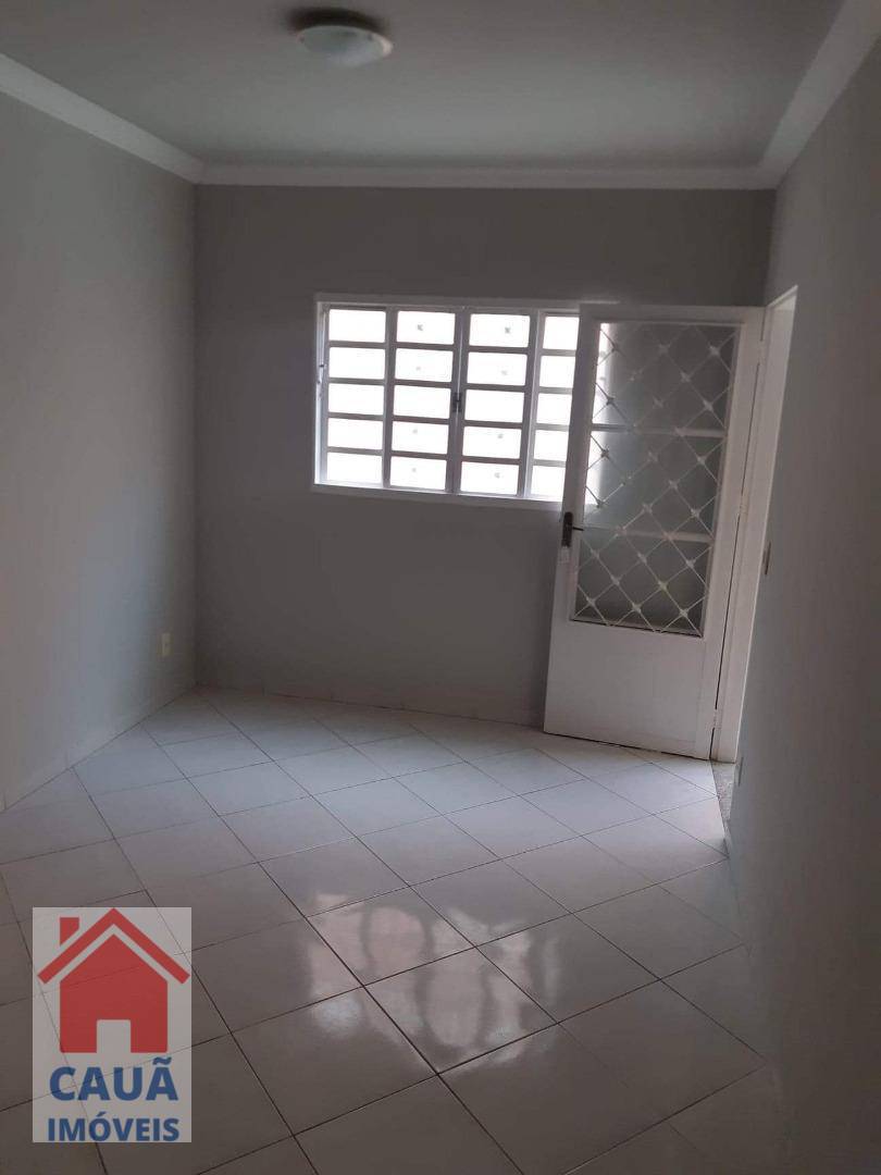 Apartamento à venda com 2 quartos, 70m² - Foto 3