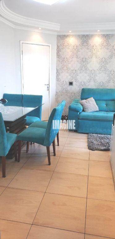 Apartamento à venda com 2 quartos, 56m² - Foto 2