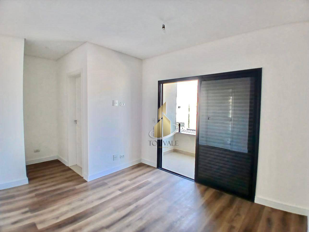 Sobrado à venda com 3 quartos, 200m² - Foto 15