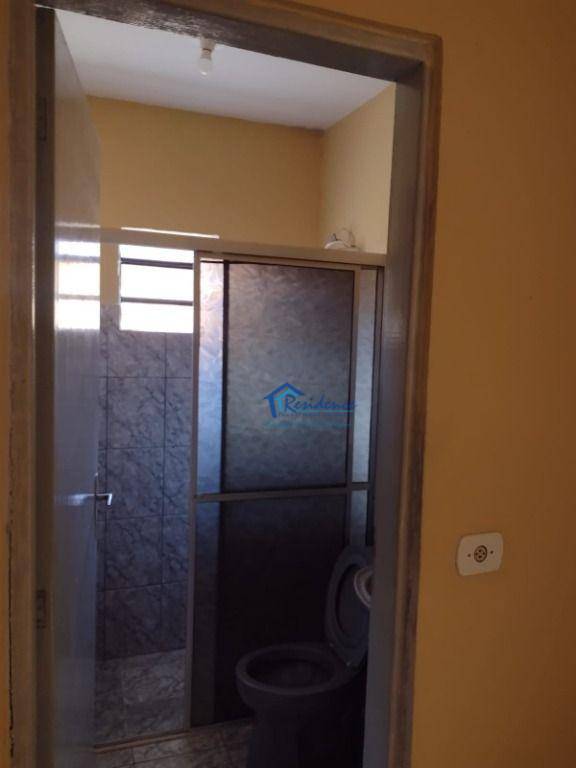 Casa à venda com 2 quartos, 100m² - Foto 3