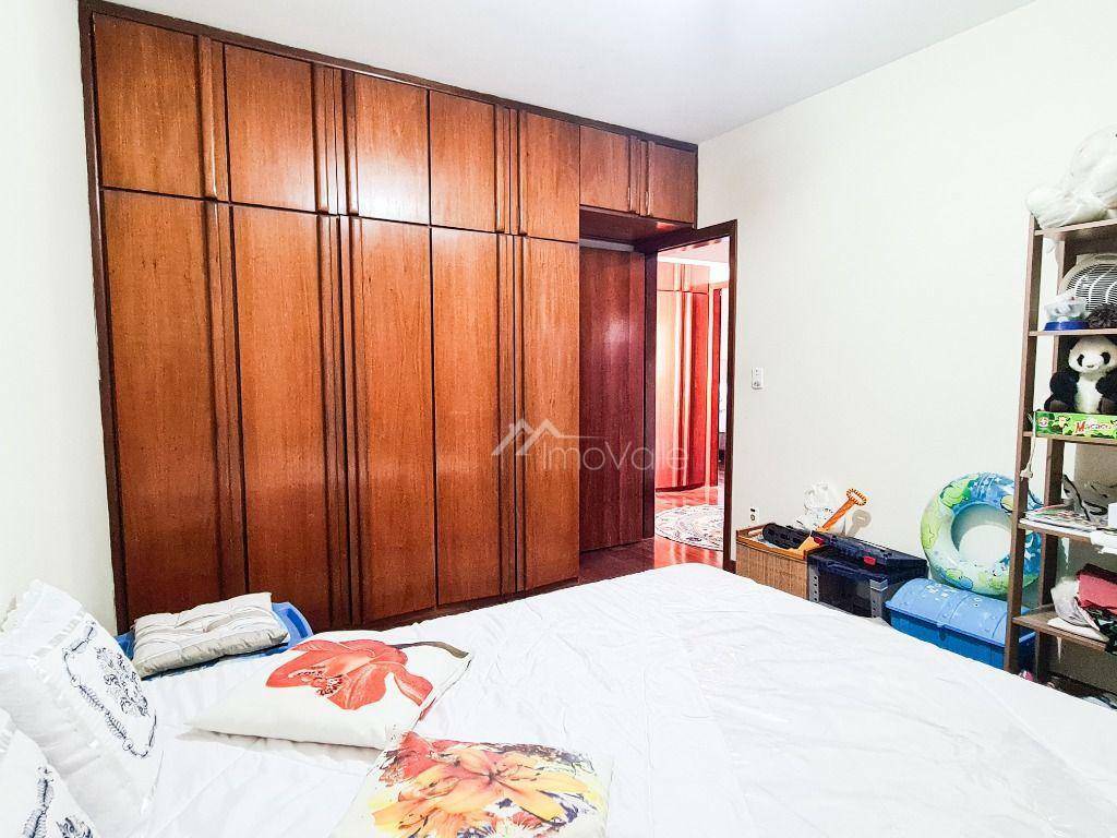 Casa de Condomínio à venda com 3 quartos, 200m² - Foto 30